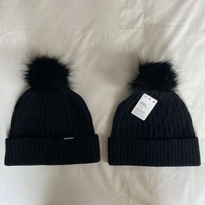 🆕Lululemon Women's Cable Knit Pom Beanie in Black